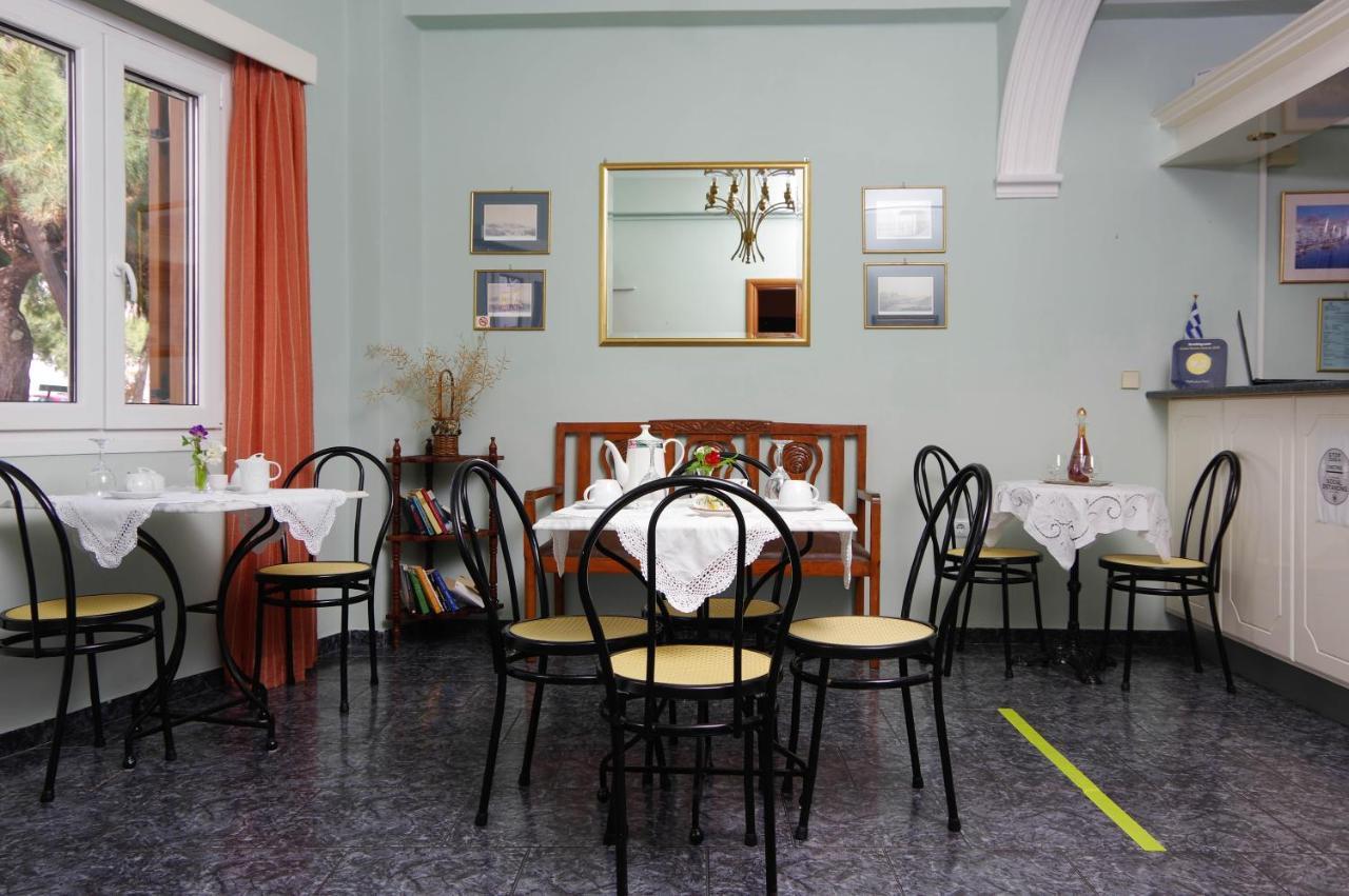Pefkakia Park Hotel แอร์มูโปลี ภายนอก รูปภาพ
