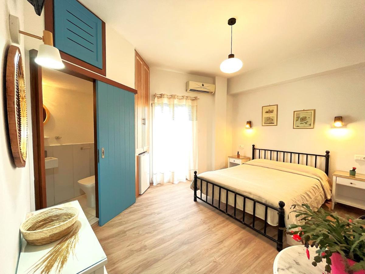 Pefkakia Park Hotel แอร์มูโปลี ภายนอก รูปภาพ