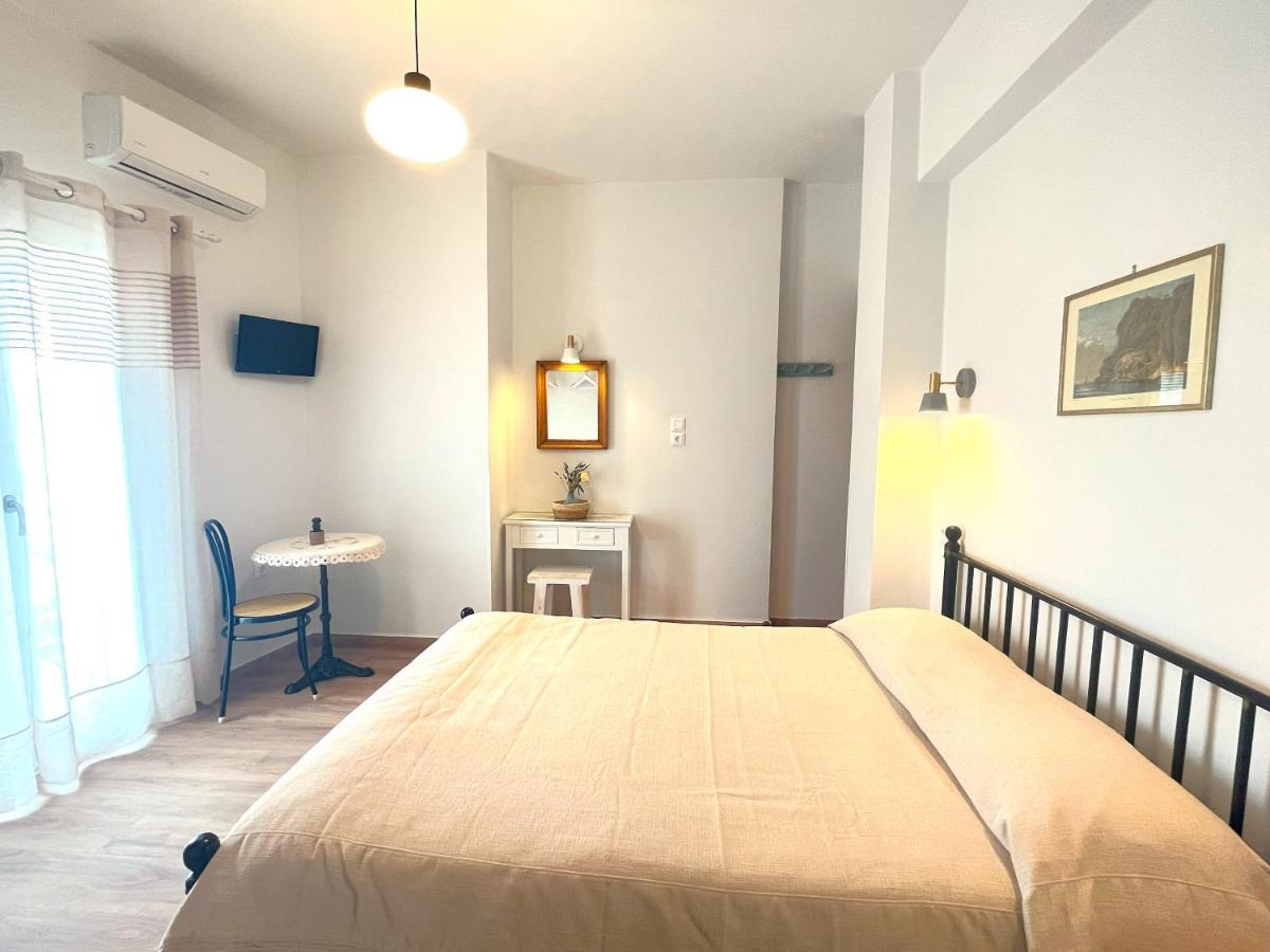 Pefkakia Park Hotel แอร์มูโปลี ภายนอก รูปภาพ