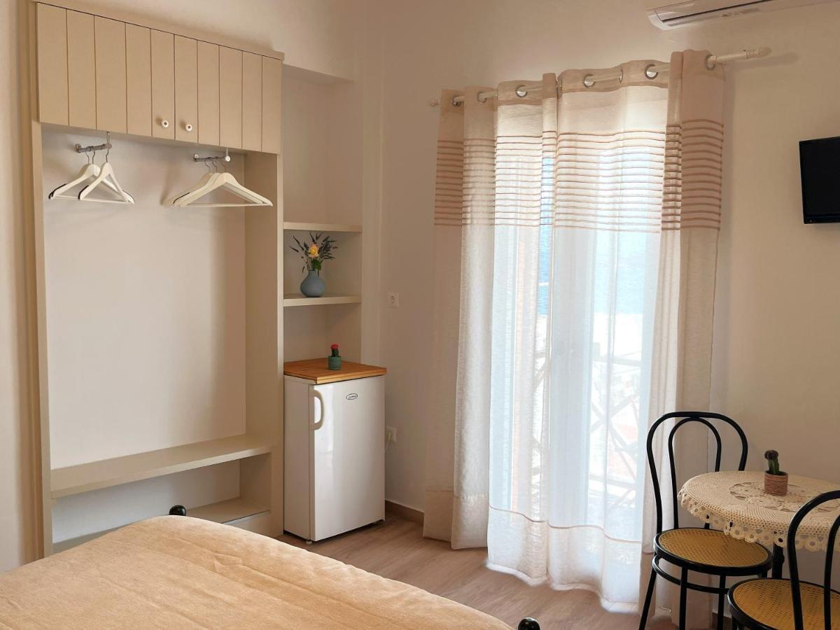 Pefkakia Park Hotel แอร์มูโปลี ภายนอก รูปภาพ