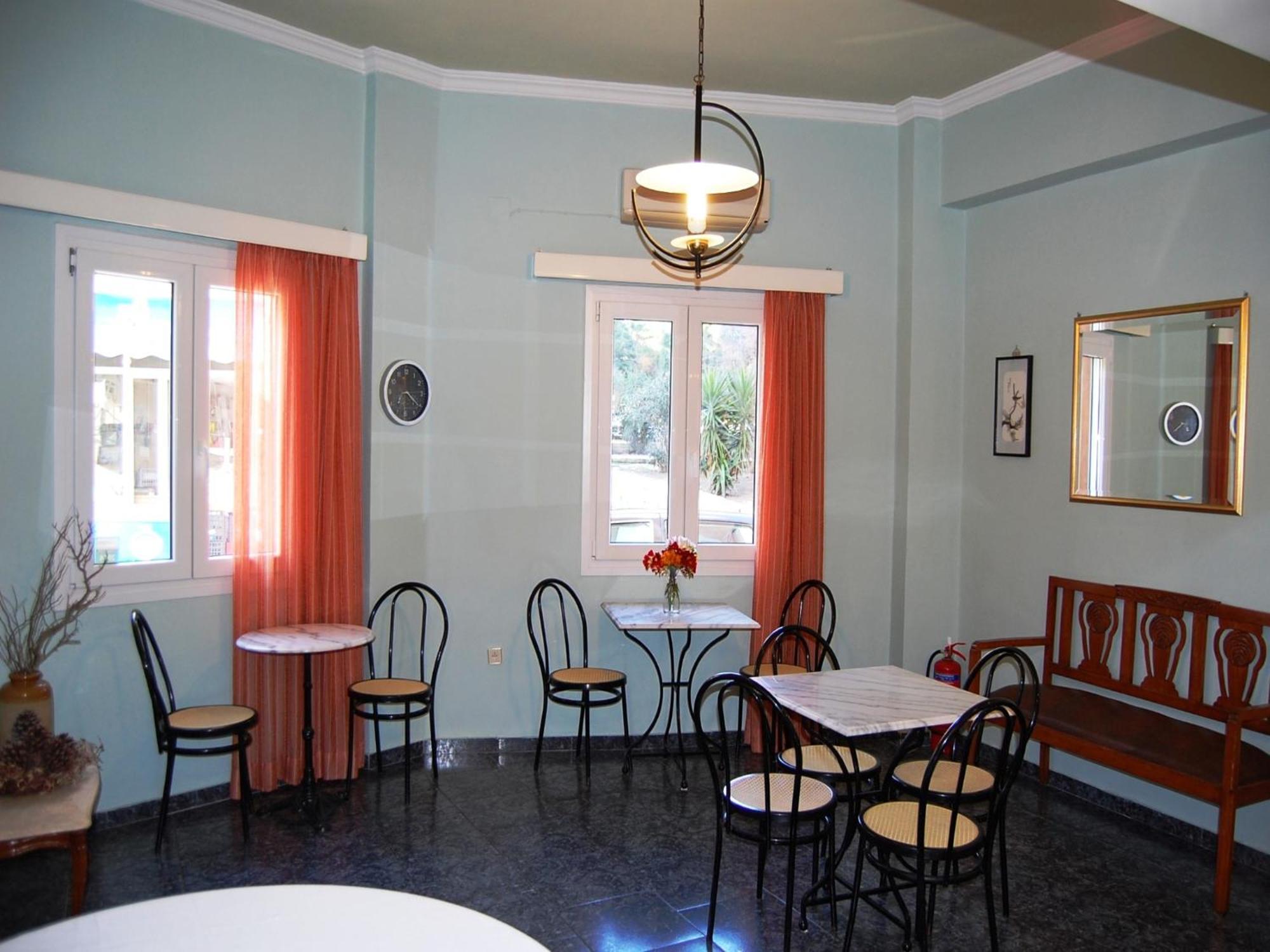 Pefkakia Park Hotel แอร์มูโปลี ภายนอก รูปภาพ