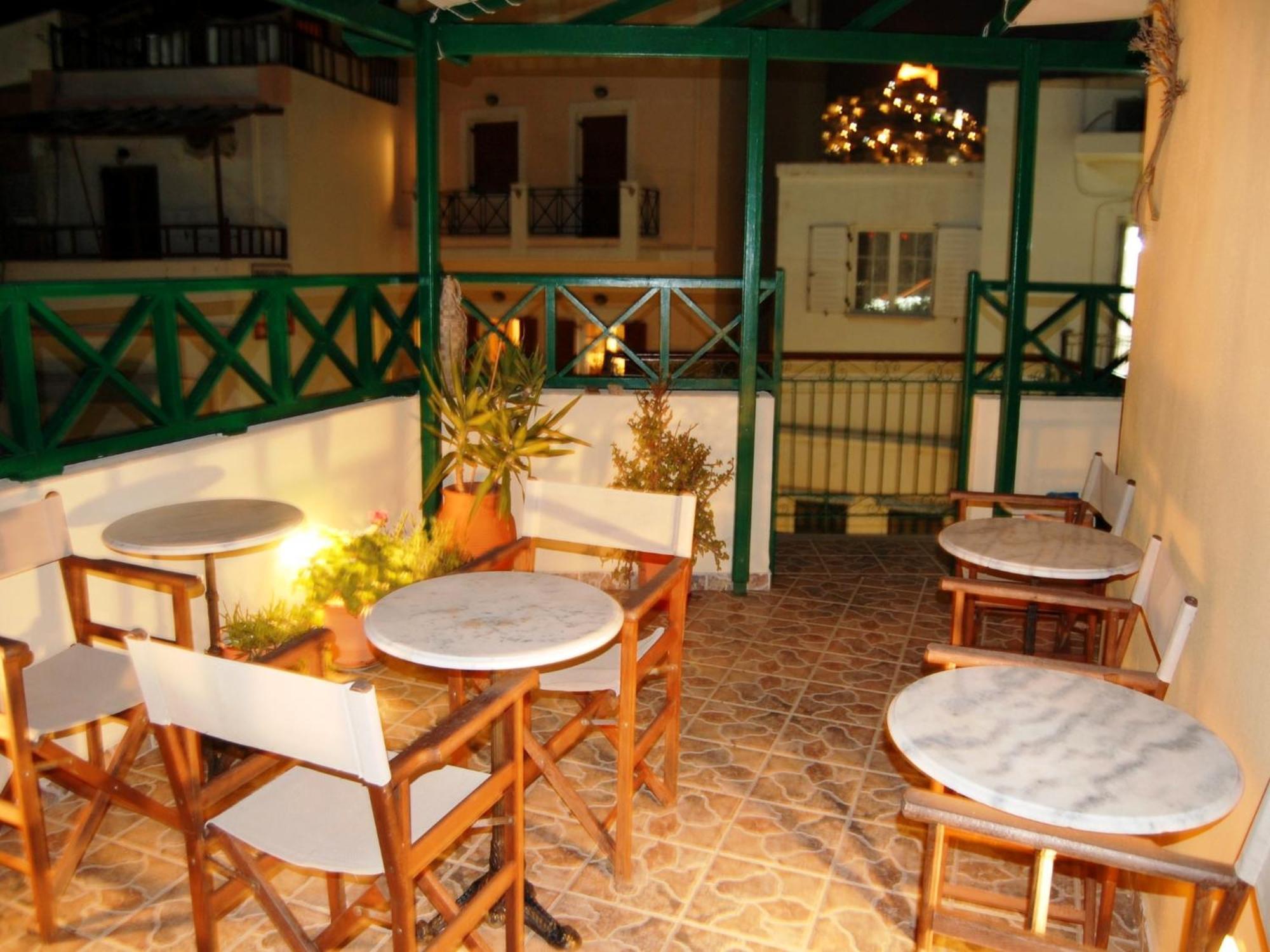 Pefkakia Park Hotel แอร์มูโปลี ภายนอก รูปภาพ